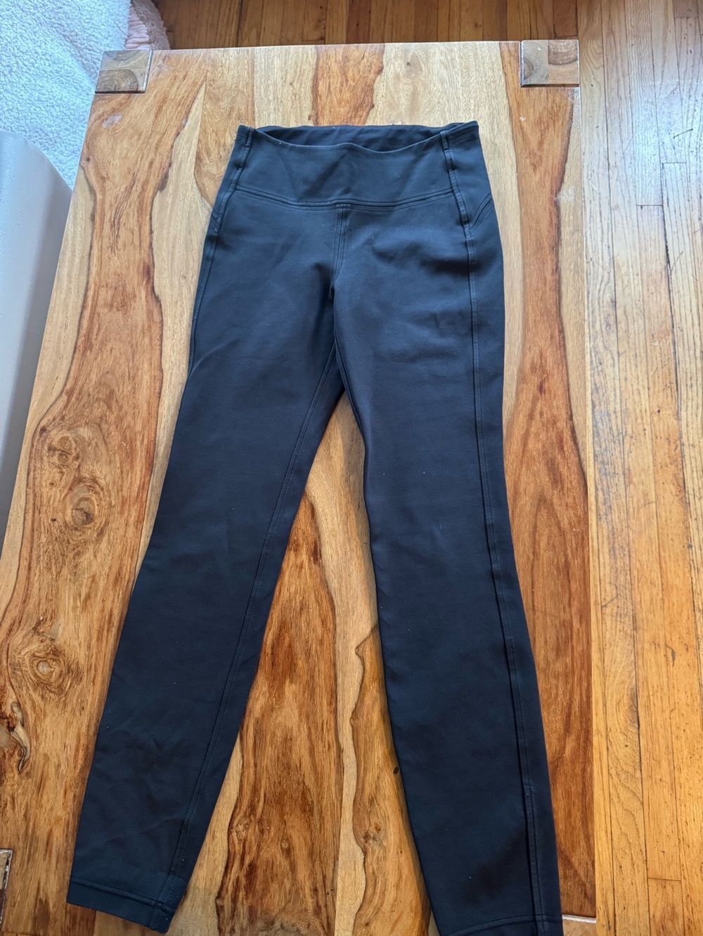 Women's Black High-Waist Lululemon winter isolated Leggings size 6